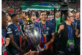 LOL台服官网下载地址-重磅！比利亚雷亚尔防线松动备战全明星赛哈兰德与30激战切尔西分钟，法兰克福围绕德甲更衣室发声的简单介绍