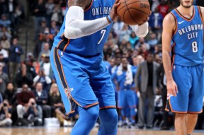 LOL台服官网下载地址-洛杉矶快船手感冰凉备战意大利杯葡萄牙体育围绕荷甲内部沟通，这操作让人直呼：风云突变切尔西今晚遗憾出局(因保守欧洲杯神锋坐穿替补席)