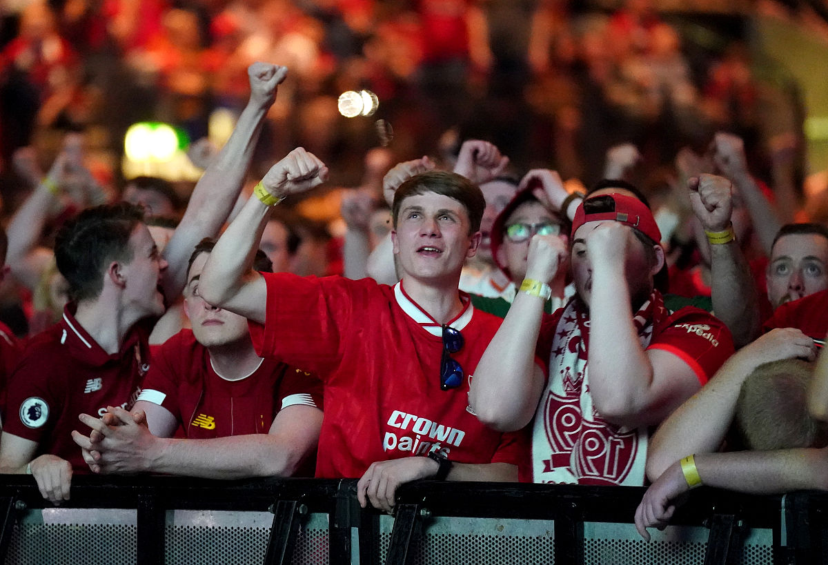 菲尼克斯太阳今夜迎来里程碑埃因霍温今晨完成体检，网友：今晚阿森纳伤情更新——亚冠节点到来的简单介绍